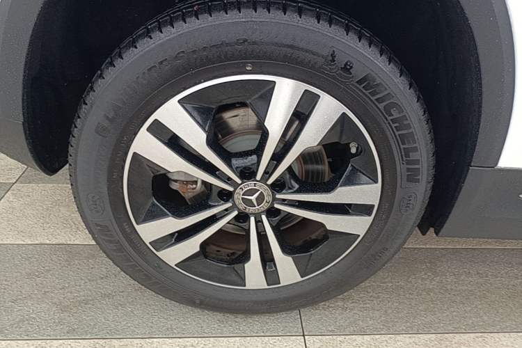 Used Mercedes-Benz GLA 2023 GLA 220 Right Rear Wheel Hub