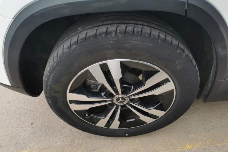 Used Mercedes-Benz GLA 2023 GLA 220 Right Rear Wheel Hub
