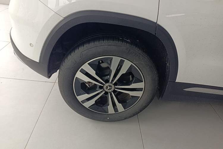 Used Mercedes-Benz GLA 2023 GLA 220 Right Rear Wheel Hub