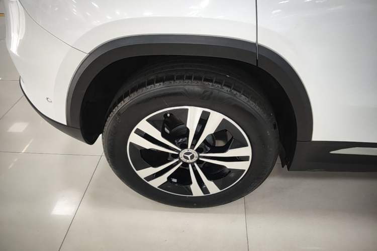 Used Mercedes-Benz GLA 2023 GLA 220 Right Rear Wheel Hub