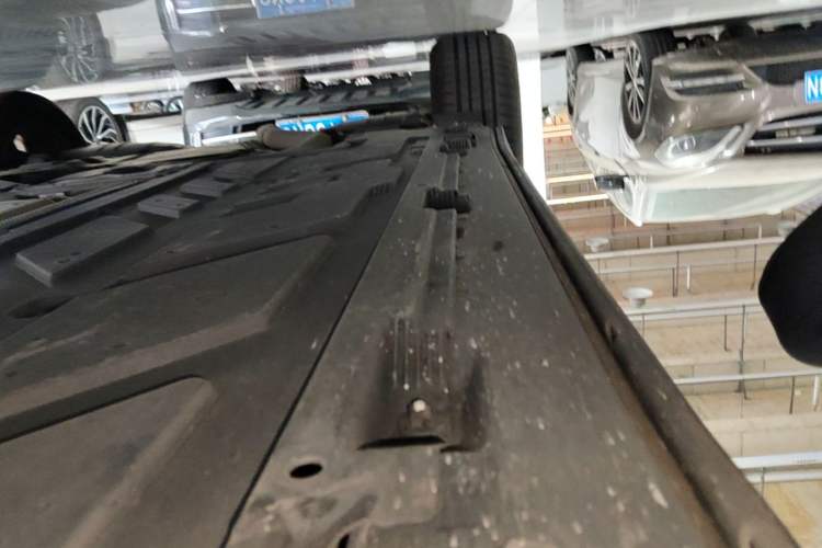 Used Mercedes-Benz GLA 2023 GLA 220 Right Side Sill