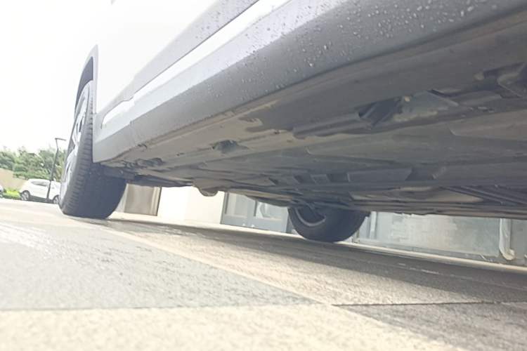 Used Mercedes-Benz GLA 2023 GLA 220 Right Side Sill