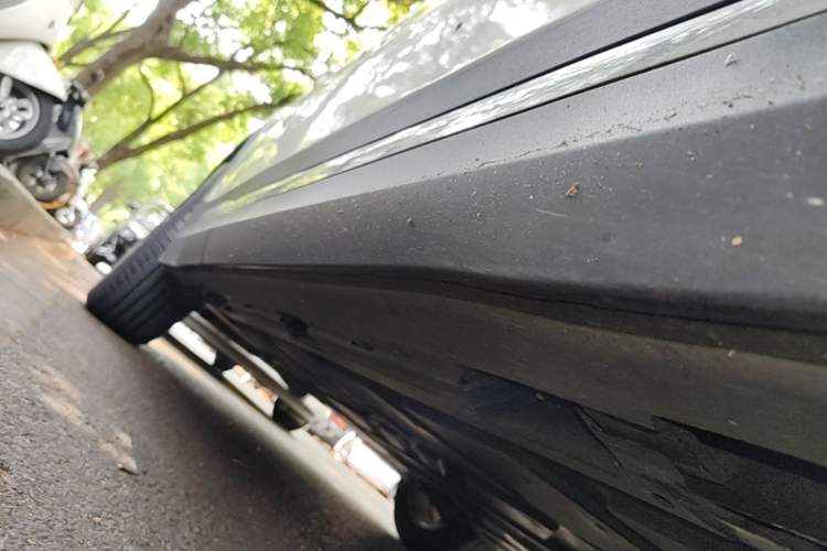 Used Mercedes-Benz GLA 2023 GLA 220 Right Side Sill