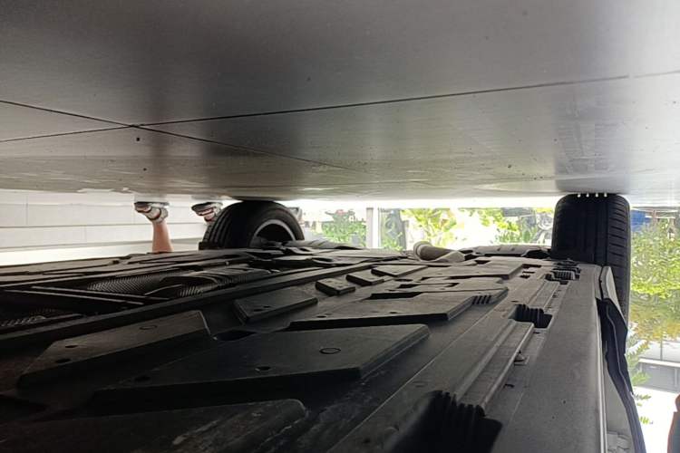 Used Mercedes-Benz GLA 2023 GLA 220 Right Side Sill