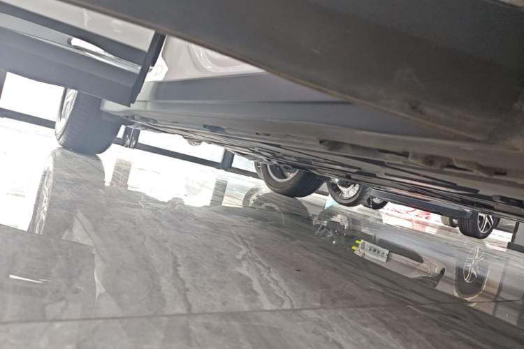 Used Mercedes-Benz GLA 2023 GLA 200 Right Side Sill