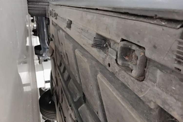 Used Mercedes-Benz GLA 2023 GLA 220 Right Side Sill