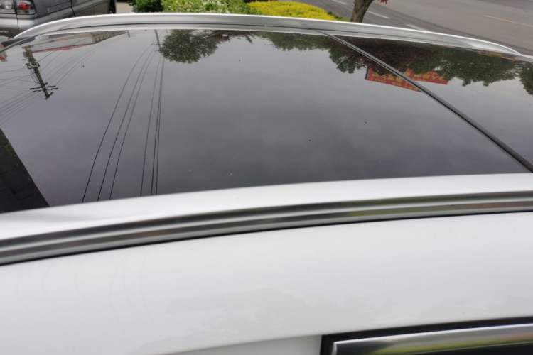 Used Mercedes-Benz GLA 2023 GLA 220 Roof