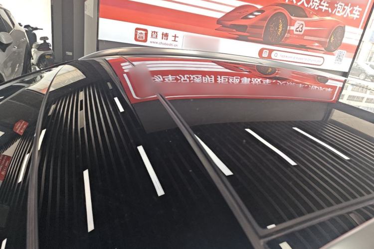 Used Mercedes-Benz GLA 2023 GLA 200 Roof