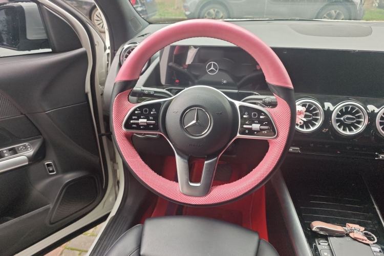 Used Mercedes-Benz GLA 2023 GLA 220 Steering Wheel