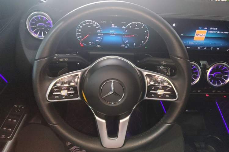 Used Mercedes-Benz GLA 2023 GLA 220 Steering Wheel