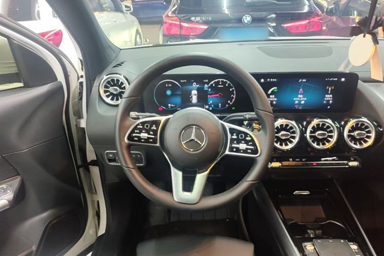 Used Mercedes-Benz GLA 2023 GLA 200 Steering Wheel