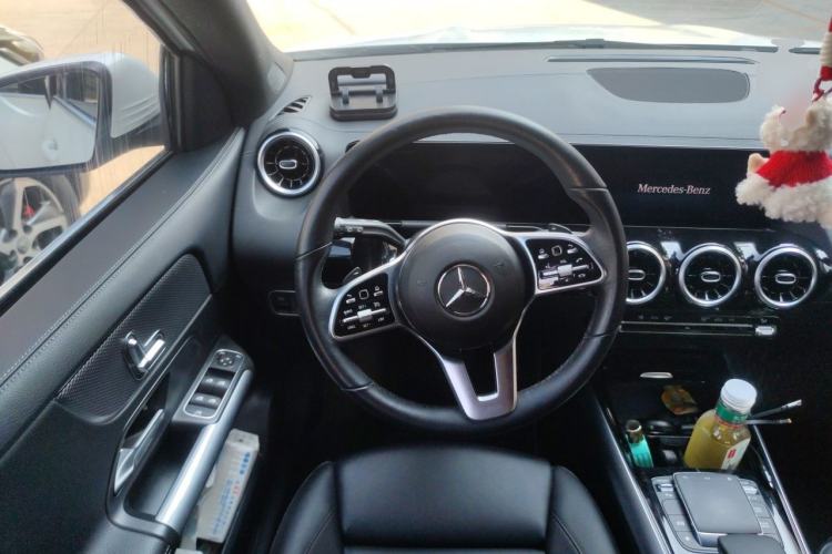 Used Mercedes-Benz GLA 2023 GLA 200 Steering Wheel