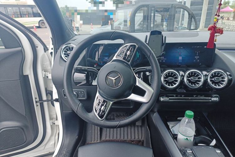 Used Mercedes-Benz GLA 2023 GLA 220 Steering Wheel