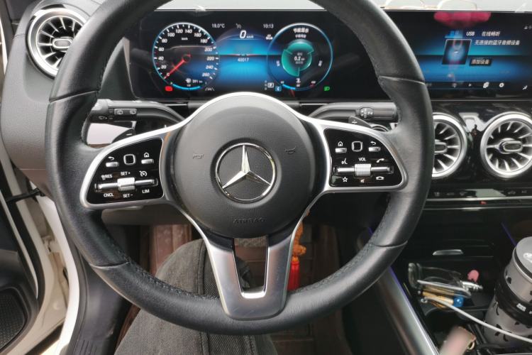 Used Mercedes-Benz GLA 2023 GLA 220 Steering Wheel