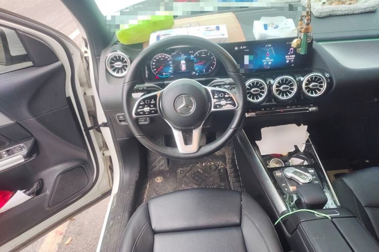 Used Mercedes-Benz GLA 2023 GLA 200 Steering Wheel