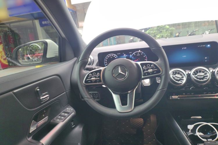 Used Mercedes-Benz GLA 2023 GLA 220 Steering Wheel