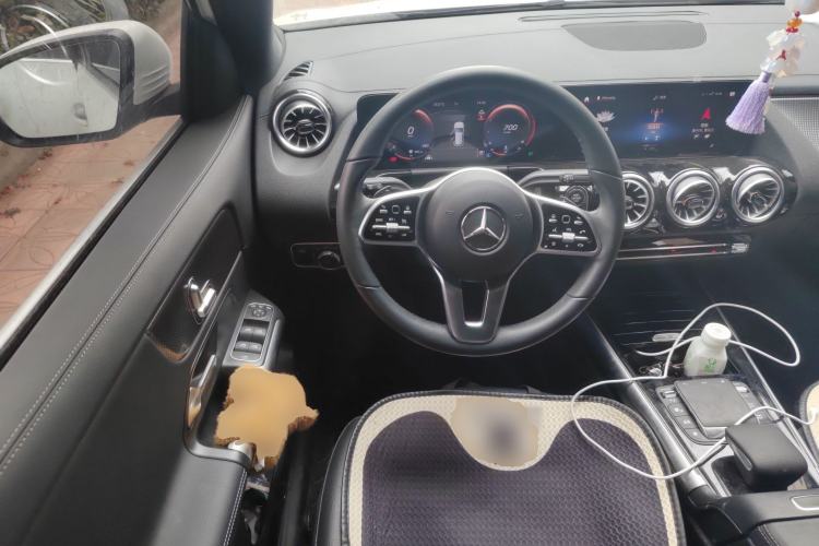 Used Mercedes-Benz GLA 2023 GLA 220 Steering Wheel