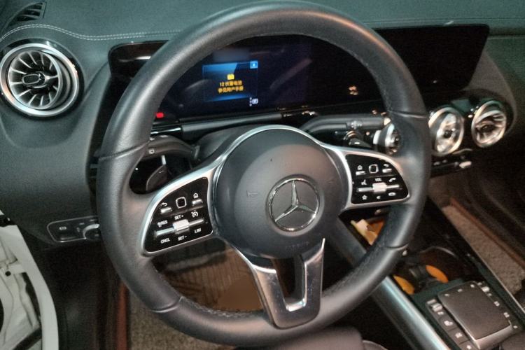 Used Mercedes-Benz GLA 2023 GLA 220 Steering Wheel