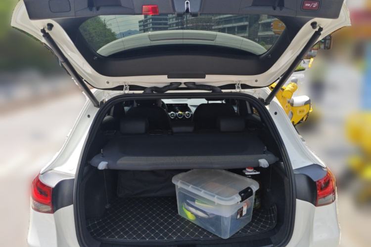 Used Mercedes-Benz GLA 2023 GLA 220 Trunk