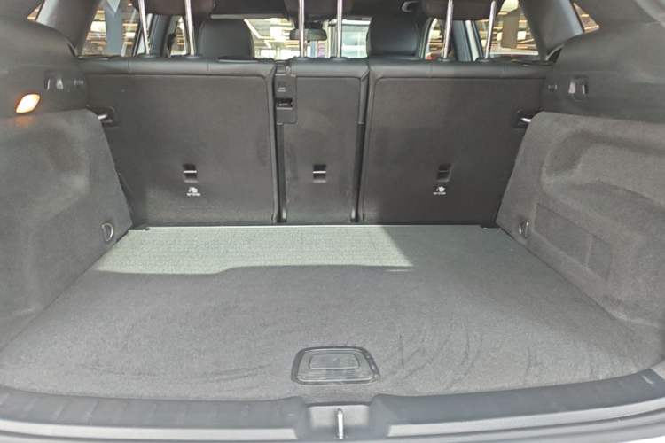 Used Mercedes-Benz GLA 2023 GLA 220 Trunk