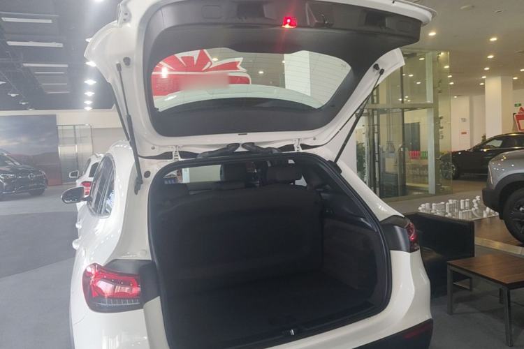 Used Mercedes-Benz GLA 2023 Facelifted GLA 200 Trunk