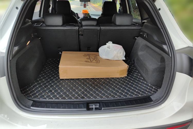 Used Mercedes-Benz GLA 2023 GLA 220 Trunk