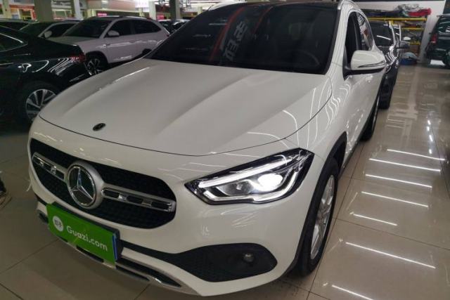 Ojetý Mercedes-Benz GLA 2023 Facelifted GLA 200