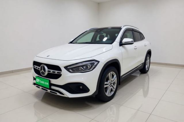 Ojetý Mercedes-Benz GLA 2023 Facelifted GLA 200
