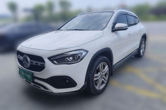 Mercedes-Benz GLA 2023 Facelifted GLA 200 с пробегом