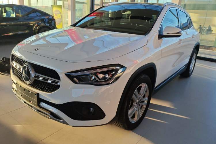 Ojetý Mercedes-Benz GLA 2023 GLA 200 Guazi used car, China used car export, Used car for sale, Used  cars, Cheapest cars for sale