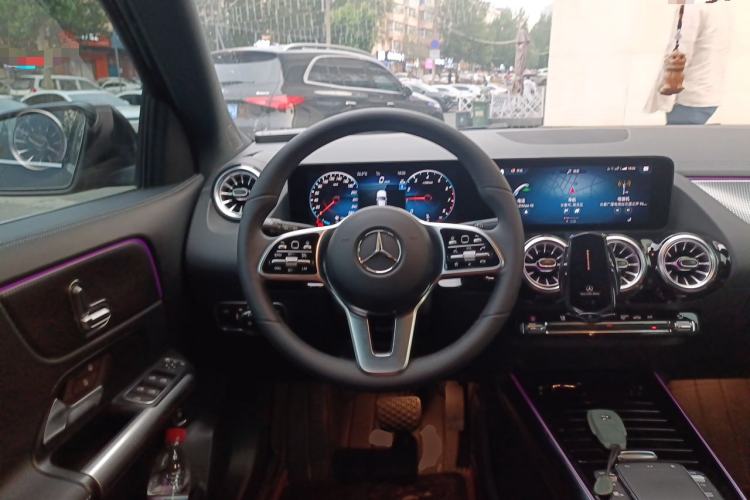 Used Mercedes-Benz GLA 2024 GLA 220 Steering Wheel