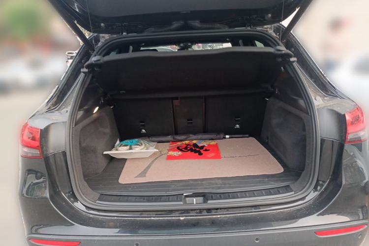 Used Mercedes-Benz GLA 2024 GLA 220 Trunk