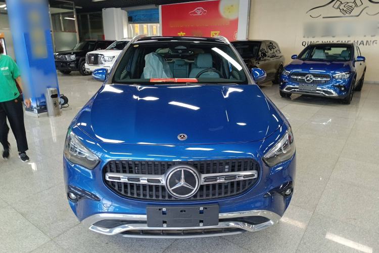 Used Mercedes-Benz GLA 2024 GLA 200 Exterior 1