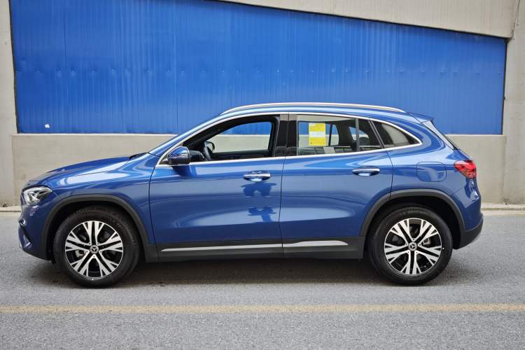 Used Mercedes-Benz GLA 2024 GLA 220 Exterior 4