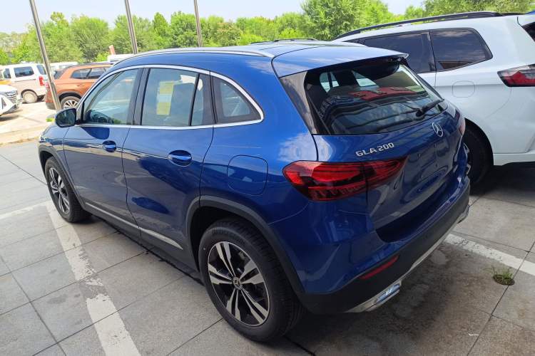 Used Mercedes-Benz GLA 2024 GLA 200 Exterior 5