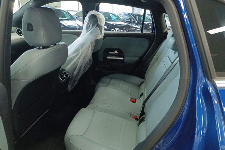 Used Mercedes-Benz GLA 2024 GLA 200 Interior 1