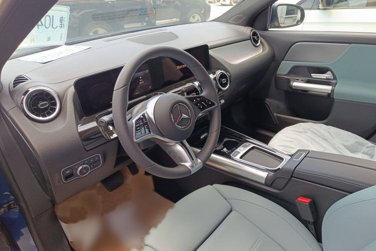 Used Mercedes-Benz GLA 2024 GLA 200 Interior 3