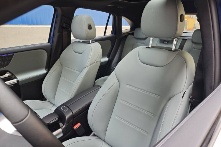 Used Mercedes-Benz GLA 2024 GLA 220 Interior 6