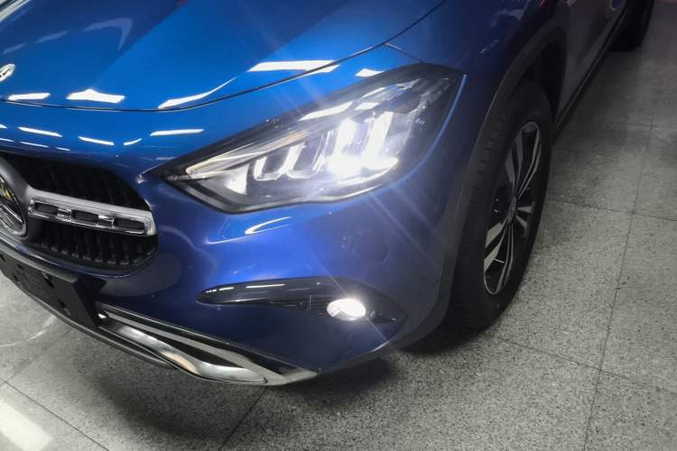 Used Mercedes-Benz GLA 2024 GLA 200 Left Front Headlight