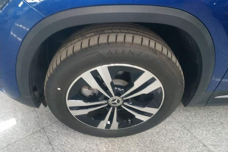 Used Mercedes-Benz GLA 2024 GLA 200 Left Front Wheel Hub