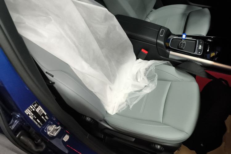Used Mercedes-Benz GLA 2024 GLA 200 Right Front Seat