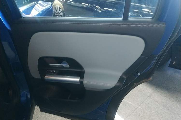 Used Mercedes-Benz GLA 2024 GLA 200 Right Rear Door Interior