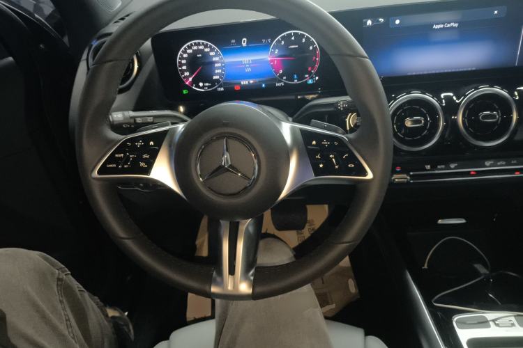 Used Mercedes-Benz GLA 2024 GLA 200 Steering Wheel
