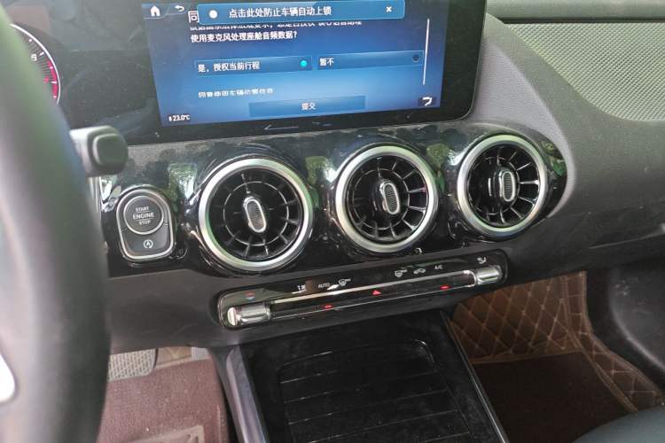 Used Mercedes-Benz GLA 2024 GLA 200 Audio And AC Panel