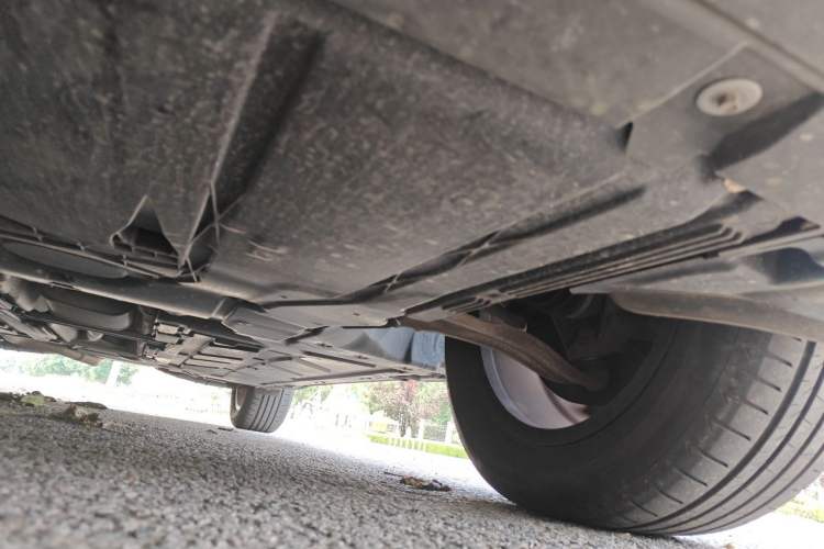Used Mercedes-Benz GLA 2024 GLA 200 Chassis Front Left