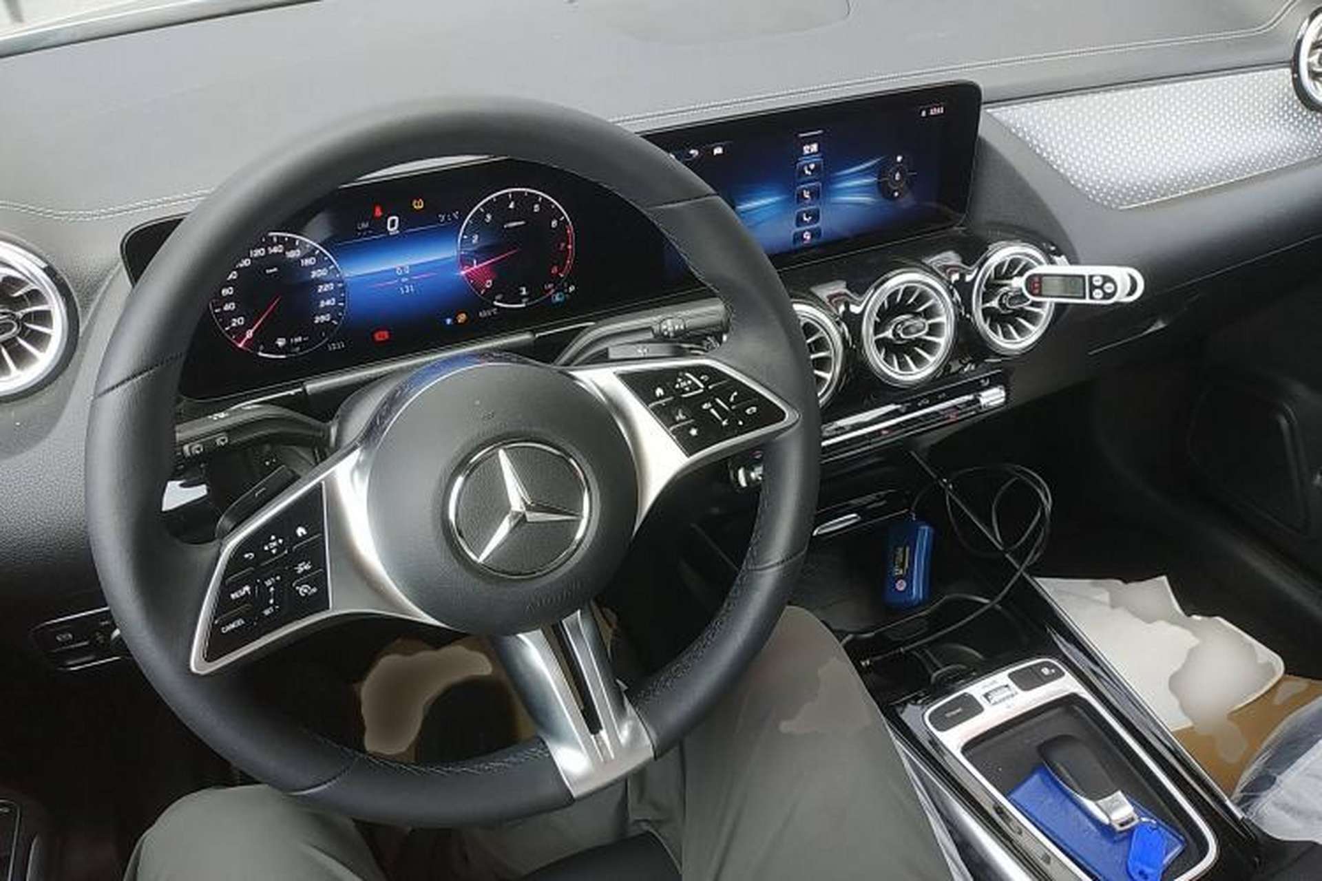 Used Mercedes-Benz GLA 2024 GLA 200 Center Console