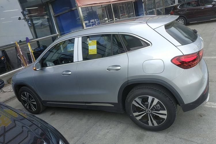 Used Mercedes-Benz GLA 2024 GLA 200 Left Side
