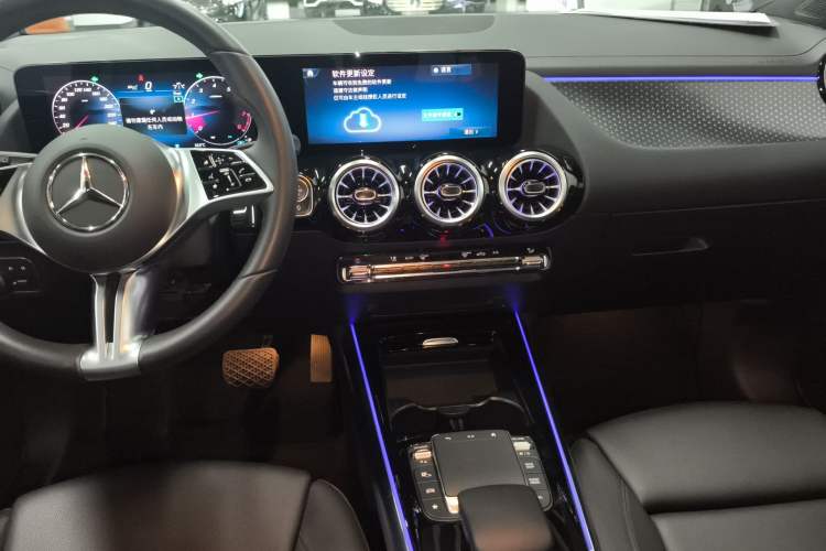Used Mercedes-Benz GLA 2024 GLA 220 Audio And AC Panel