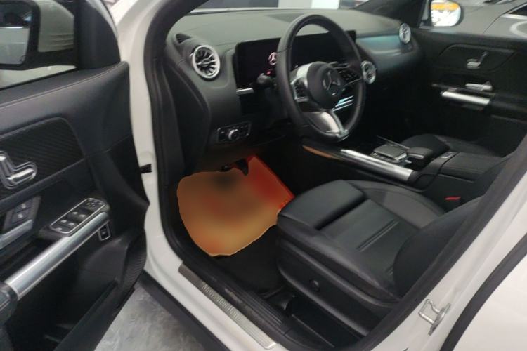 Used Mercedes-Benz GLA 2024 GLA 220 Driver Seat