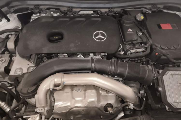 Used Mercedes-Benz GLA 2024 GLA 220 Engine Bay